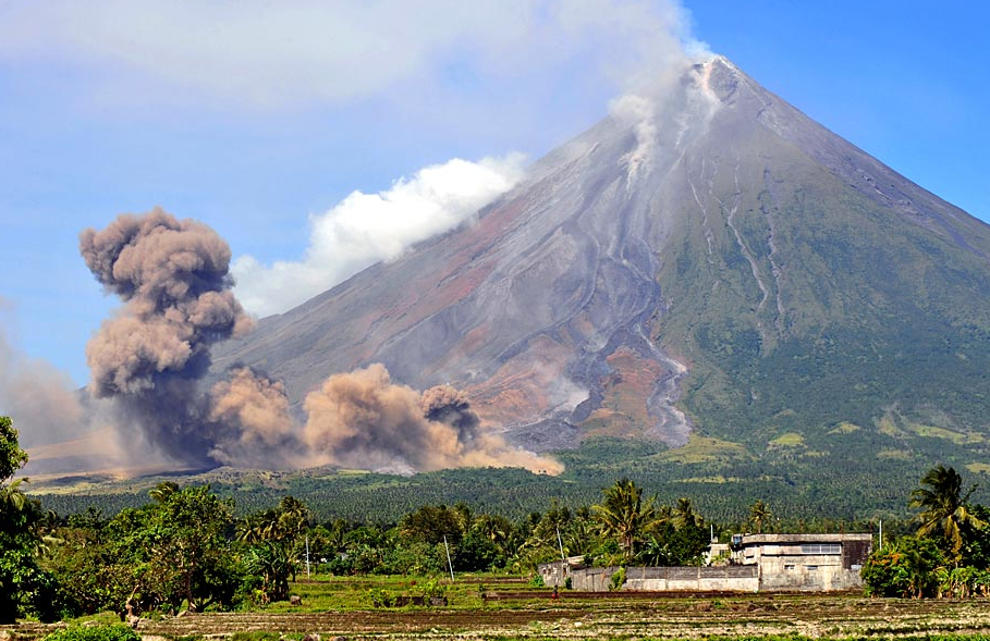如何前往菲律宾火山岛