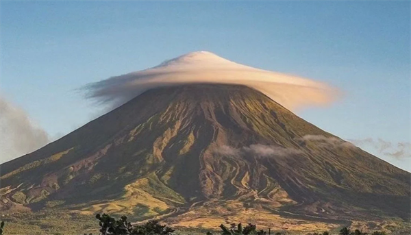 菲律賓火山旅游受影響嗎(噴發(fā)怎么避險(xiǎn))