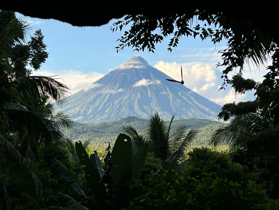 菲律宾马荣火山周边景点(马荣火山介绍)
