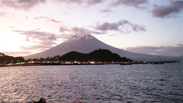 菲律宾火山推荐去哪个(旅游要办签证吗)