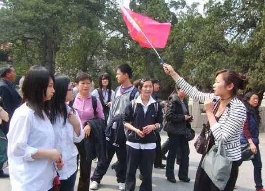 菲律賓導(dǎo)游什么地方能找到(費用要多少)