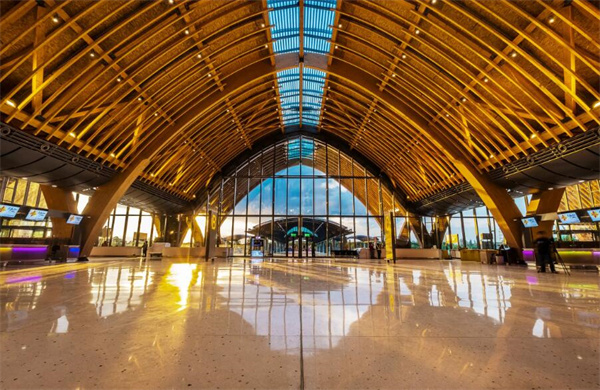 菲律宾马尼拉国际机场在哪里(接机多少钱)