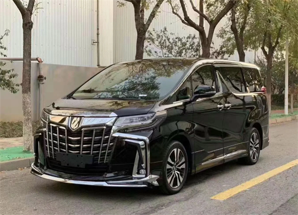 菲律宾当地租车有什么途径(多少钱一天)