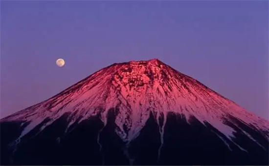 菲律宾马尼拉周围有火山吗